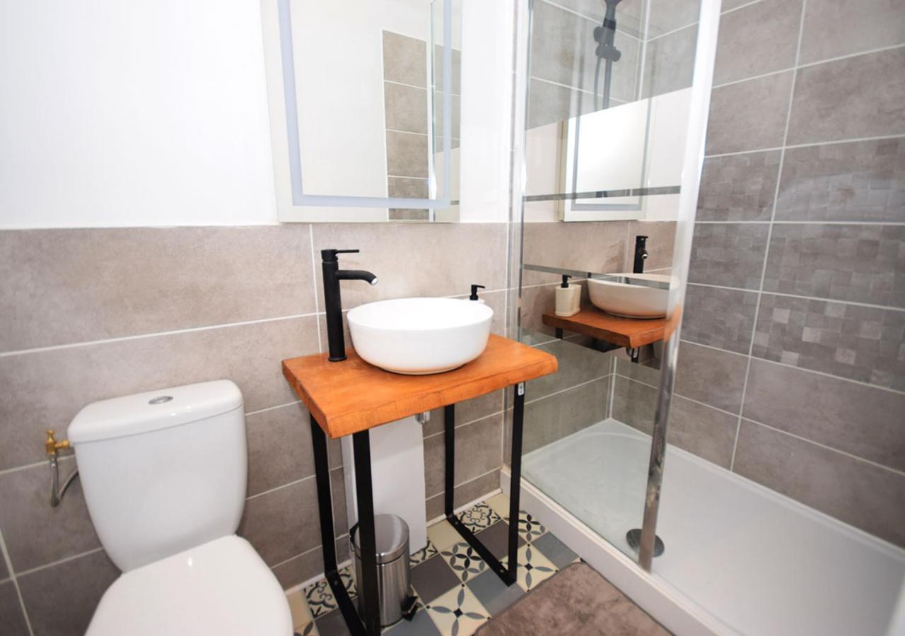 Apartamento Hyper Centre Valenciennes - Wifi - Terrasse - Tramway - Lerelaisdodile2 Exterior foto